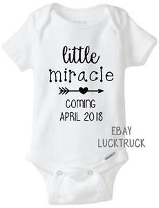 Annonce d'appel d'offres avec des bébés qui font de petits miracles