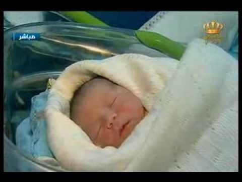 صورة الولادة على التلفزيون